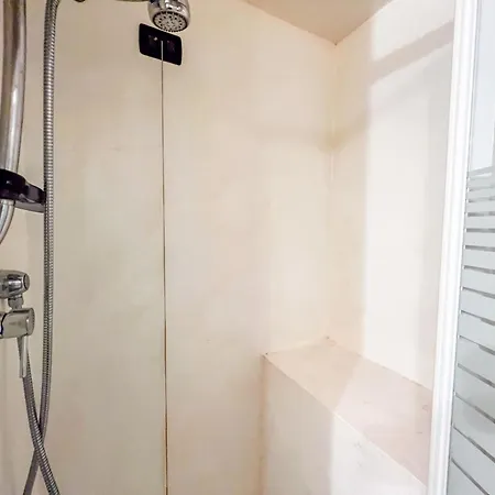 Lovingenoa Iter - Nos Γένοβα