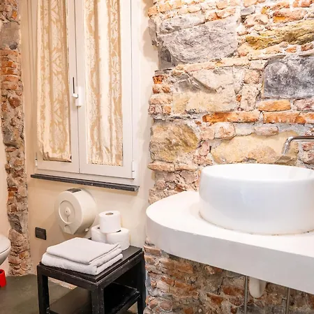 Lovingenoa Iter - Nos