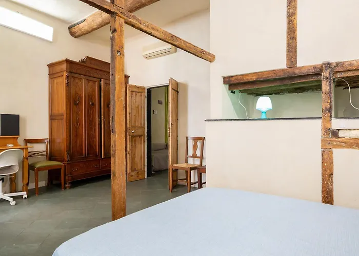Lovingenoa Iter - Nos Apartmán *
