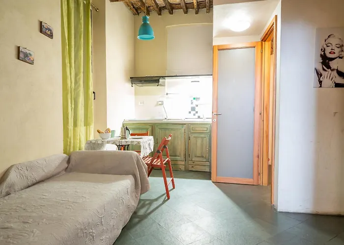 Lovingenoa Iter - Nos Apartmán