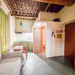 Lovingenoa Iter - Nos Apartmán